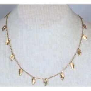 💎Avon Station Necklace Gold Tone Dangling Leaf Chain